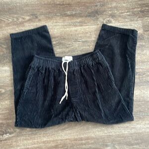 Urban outfitters sz Small black velvet pants pockets